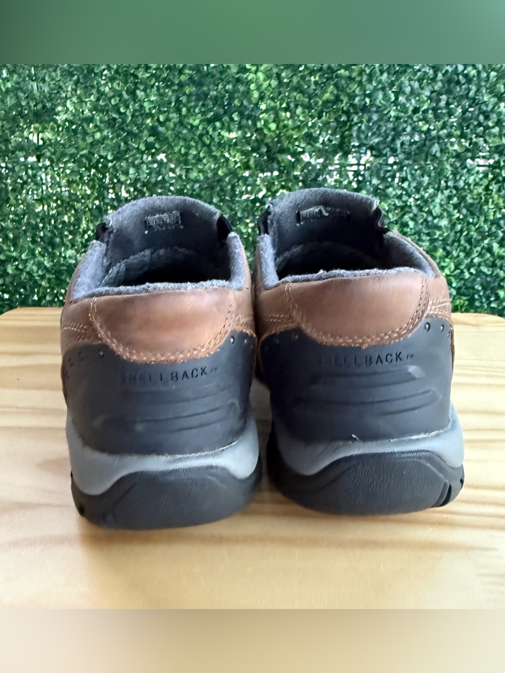 KEEN Brixen Low Men’s 10 Brown Leather Waterproof Insulated Slip-On - Picture 3 of 9